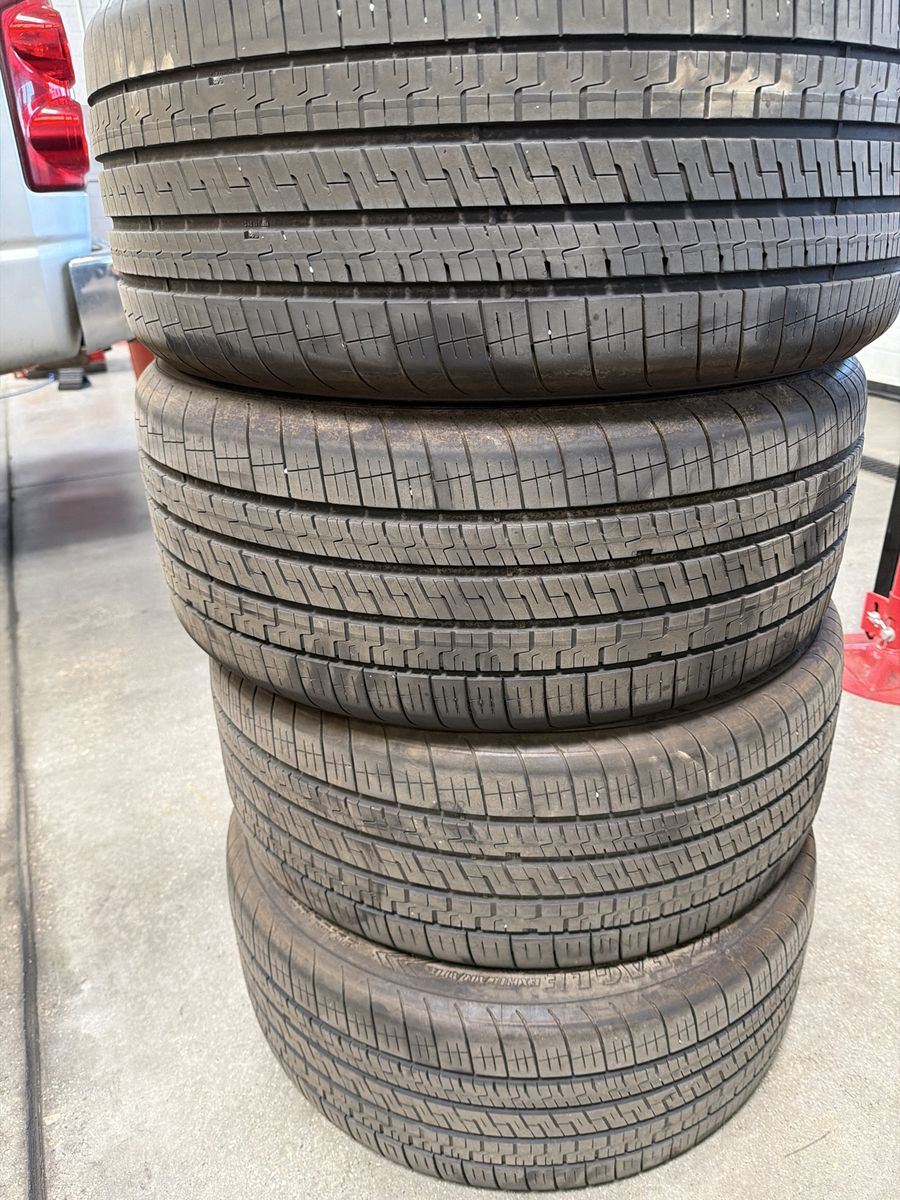 255/40R20 good year tires used