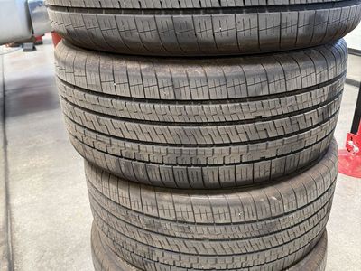 255/40R20 good year tires used