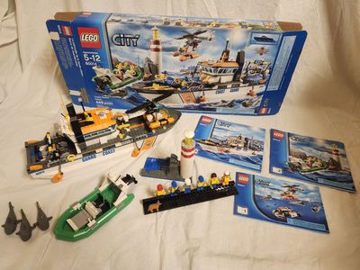 LEGO City 60014 Coast Guard Patrol – 100% Complete w/ Box & Instructions