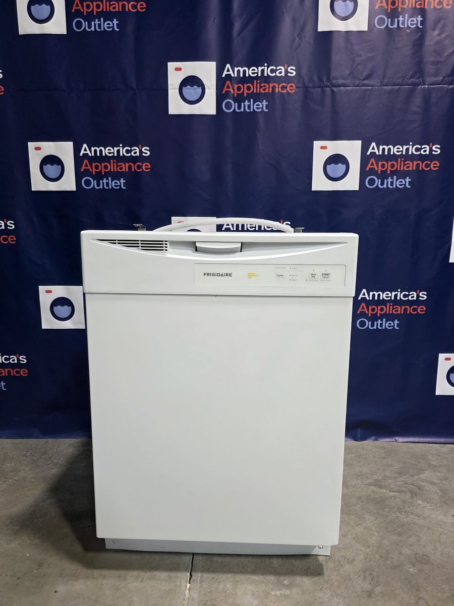 Frigidaire Dishwasher - White - Front Controls - Plastic Tub - 24 inches