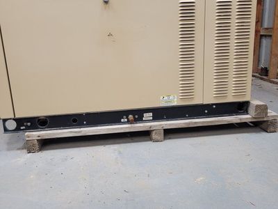 Generac 30kW Standby Generator Model 0054020 with Automatic Transfer Switch