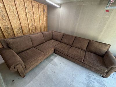 $400 OBO – Large Brown Sectional Couch
