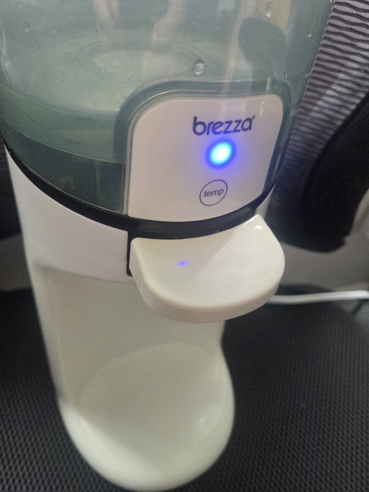 Brezza Baby Formula Maker Dispenser - Automatically Mixes, Heats & Dispenses Formula