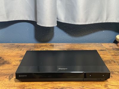 Sony X-700/K UHD Blu-ray player