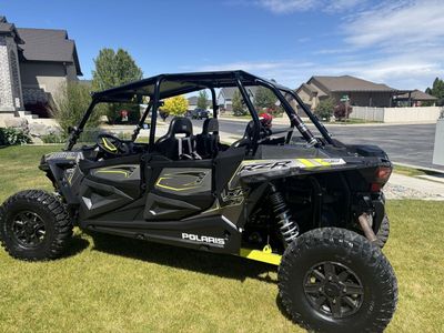 Polaris RZR XP 4 1000 EPS Side-by-Side UTV