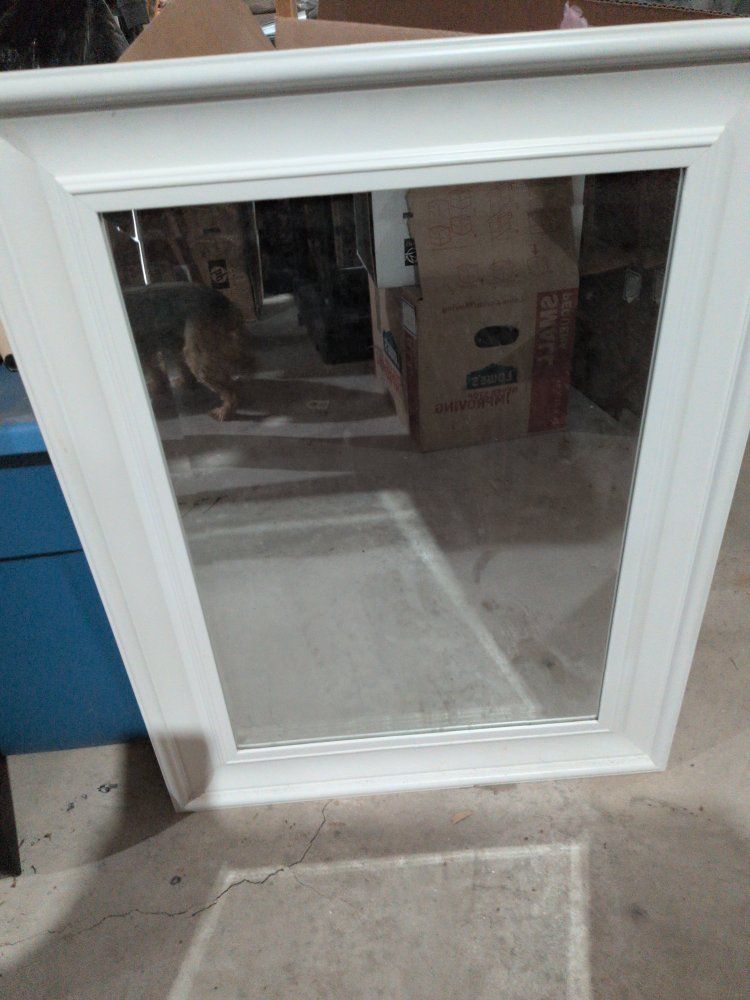 White mirror