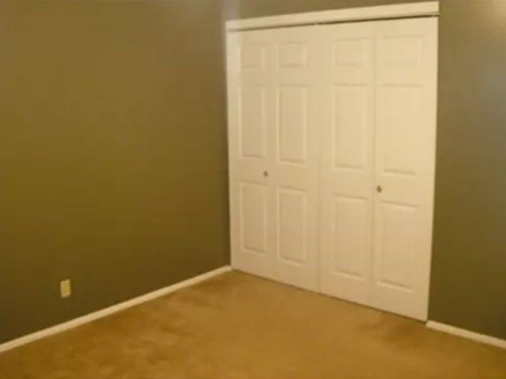 Roommates Wanted 