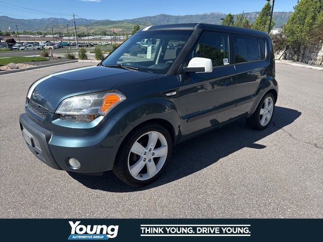 2010 Kia Soul +