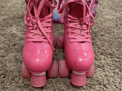 Girls Size 3-6 adjustable Roller Skates