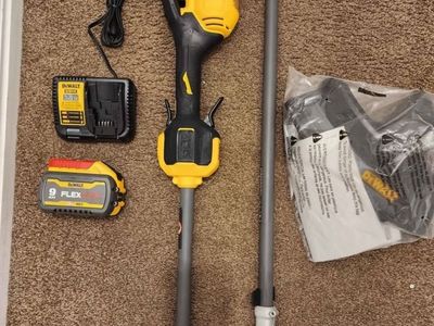 New Dewalt 60V MAX 17in. String Trimmer Kit