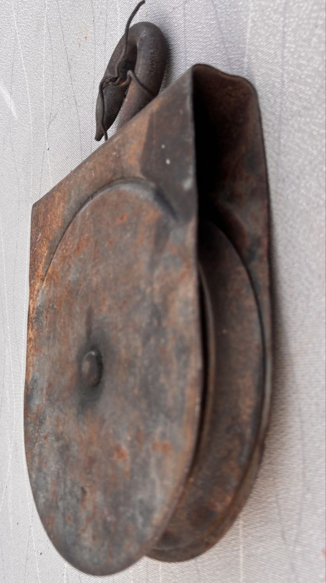 Main image 4