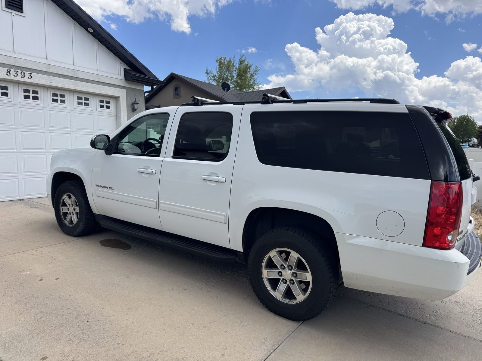 2011 GMC Yukon XL 1500 SLT