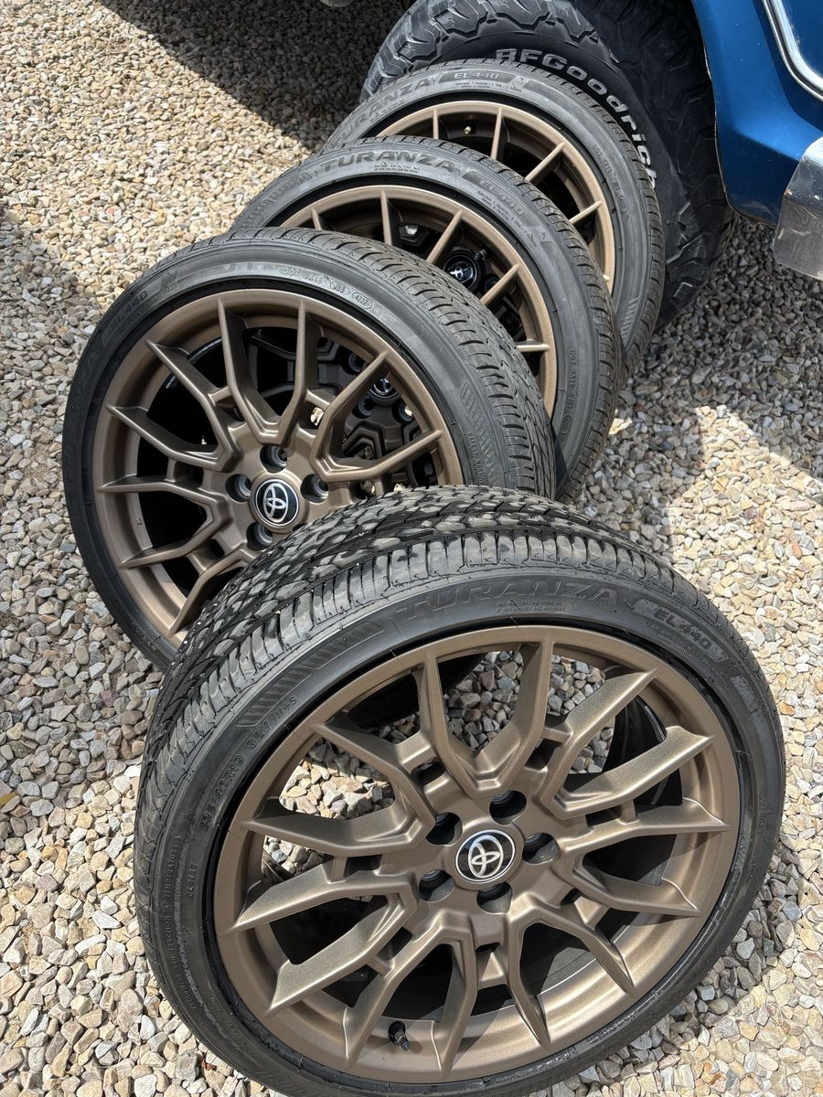 New tires and wheels from Camry 235/40R19