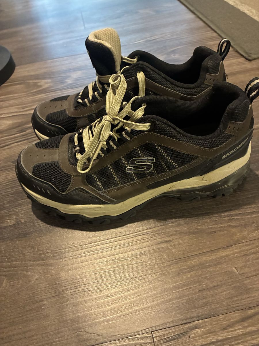 Skechers Air-Cooled Memory Foam Men's Athletic Sneakers Size 8.5