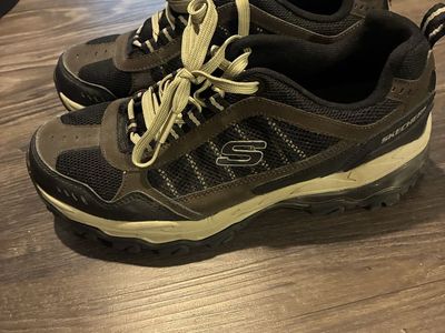 Skechers Air-Cooled Memory Foam Men's Athletic Sneakers Size 8.5