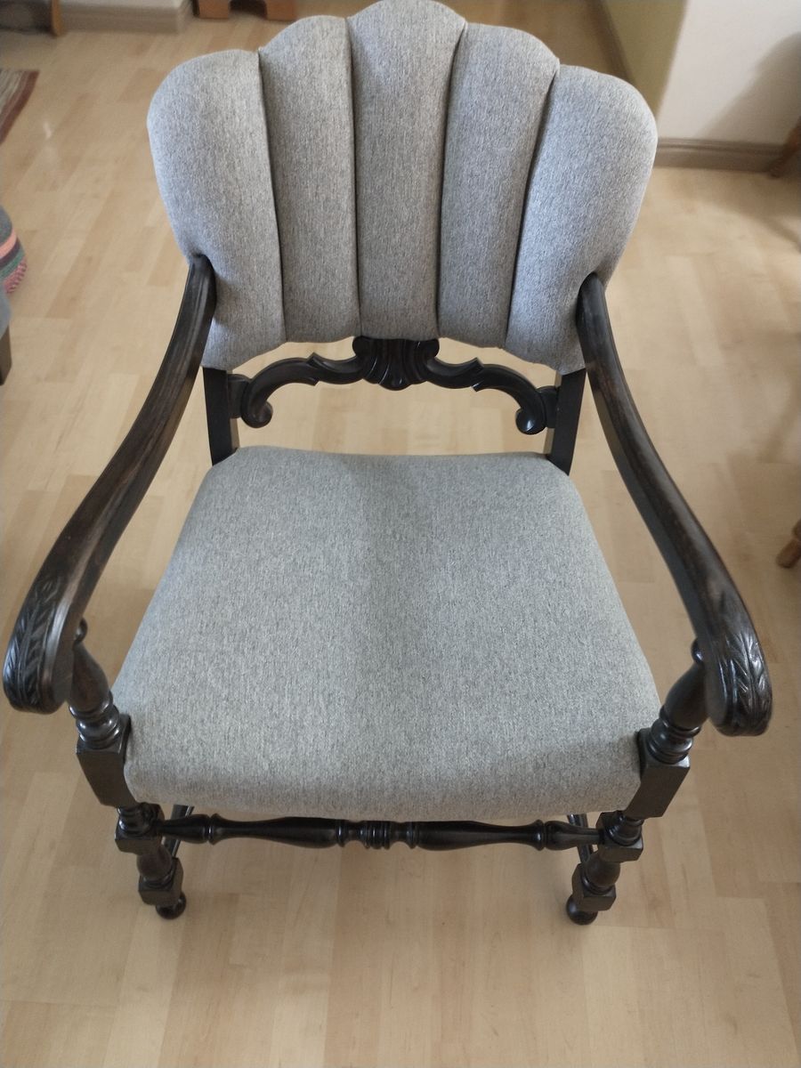 Antique Tufted Arm Chair