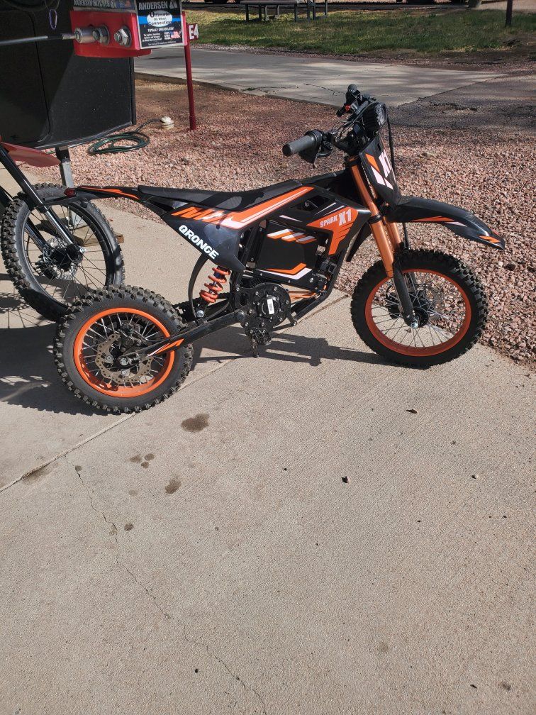 Grong X1 Spark Electric Dirt Bike, Black/Orange
