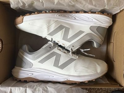 New Balance White and Gray Golf Shoes with Gum Sole