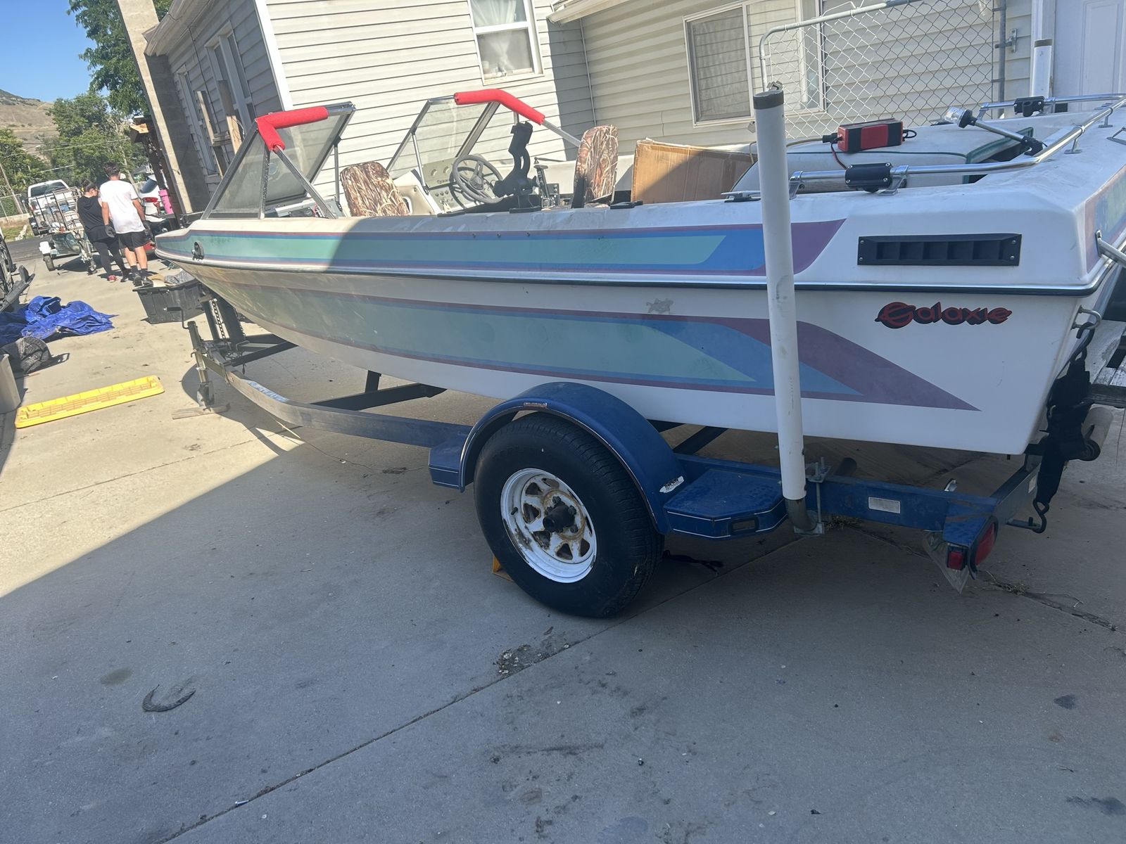 Galaxie Boat