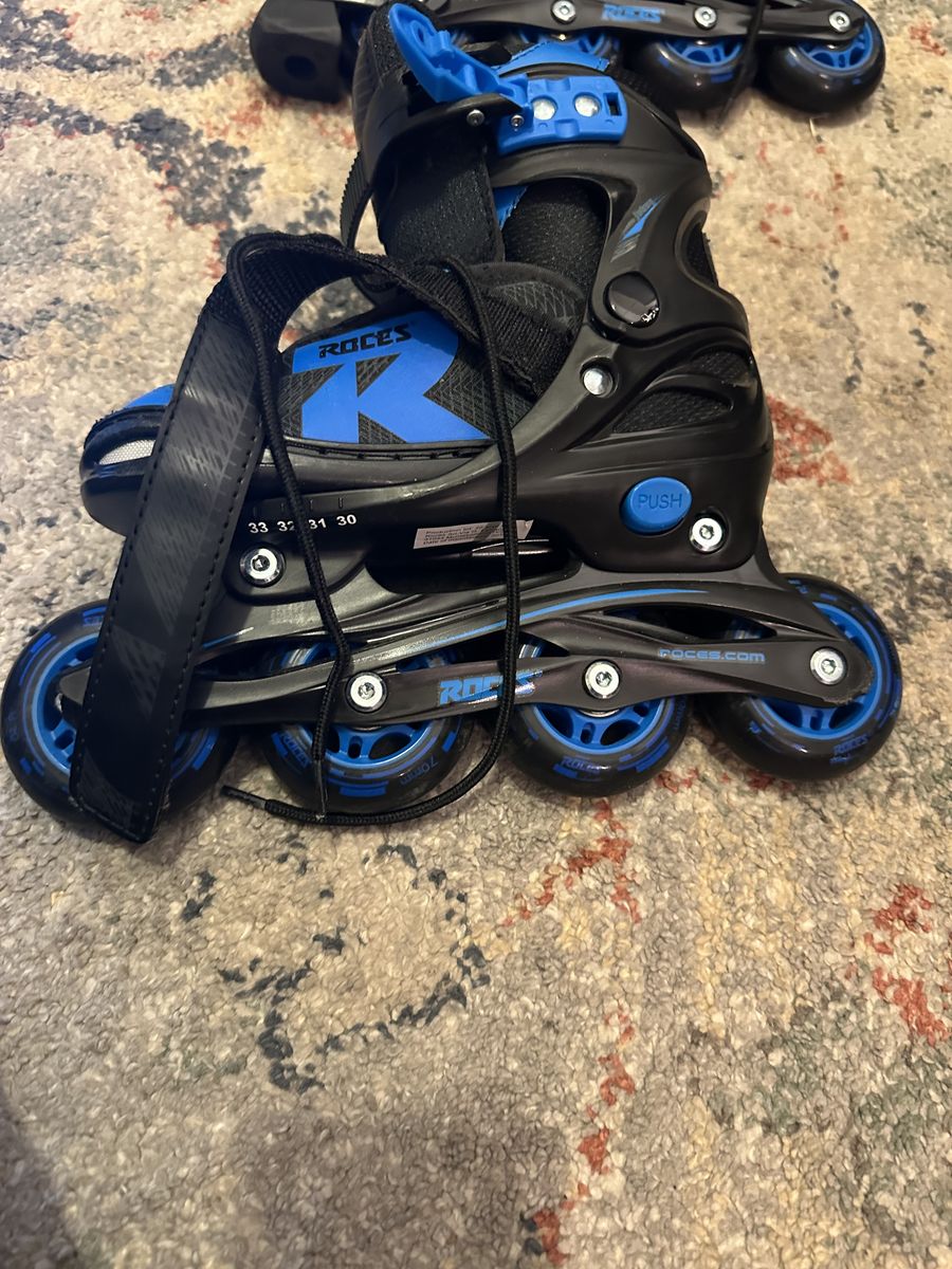 Races kids roller skates size 30-33