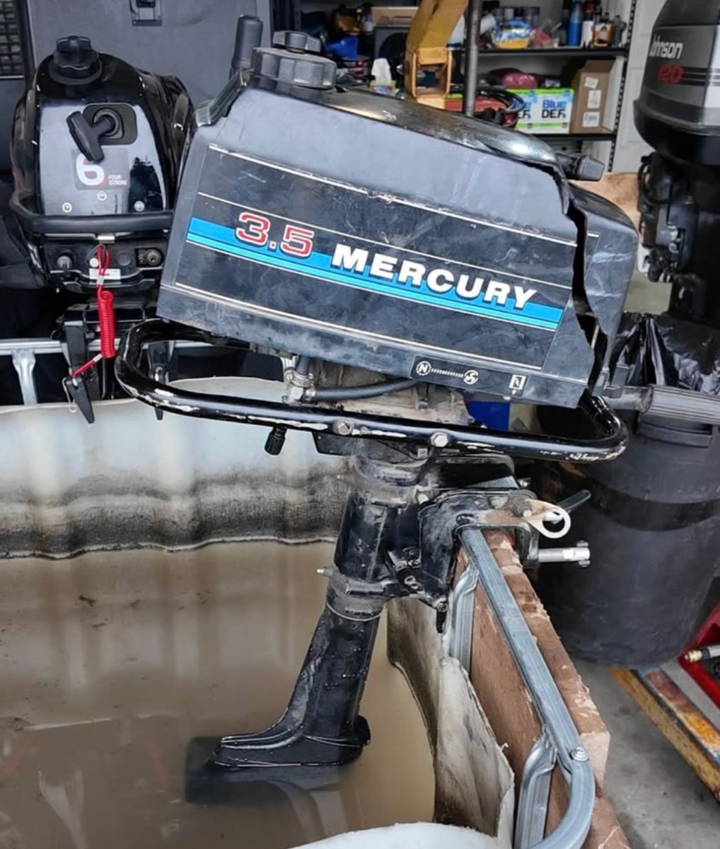 Mercury 3.5 HP Outboard Motor - Good Condition, Ready for Water