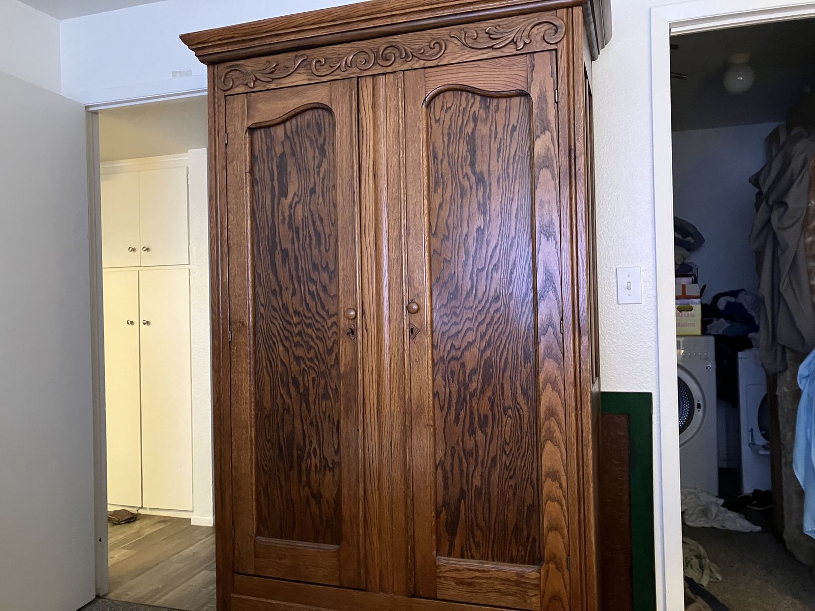 Vintage Oak Wood Armoire Wardrobe with Carved Details & Drawers - Excellent Condition