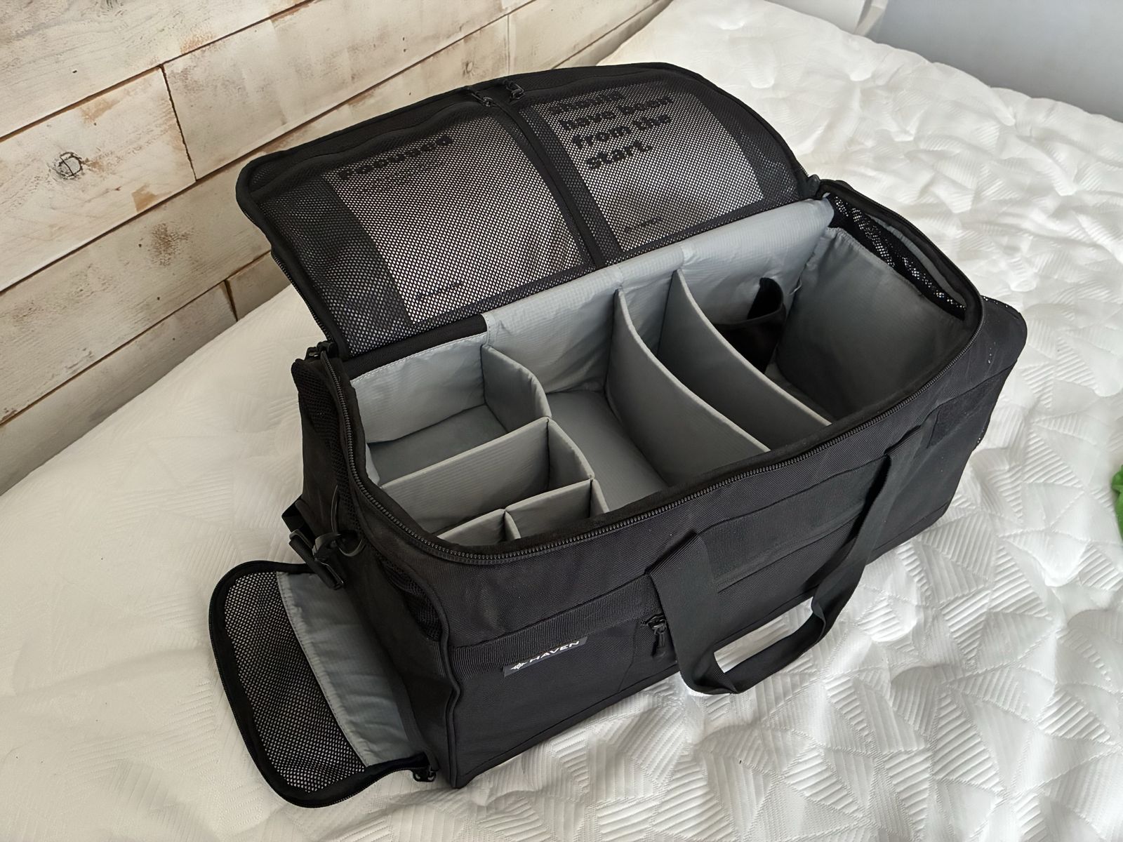 Haven Athletic Large Organized Gym Duffel Bag - Black 23"