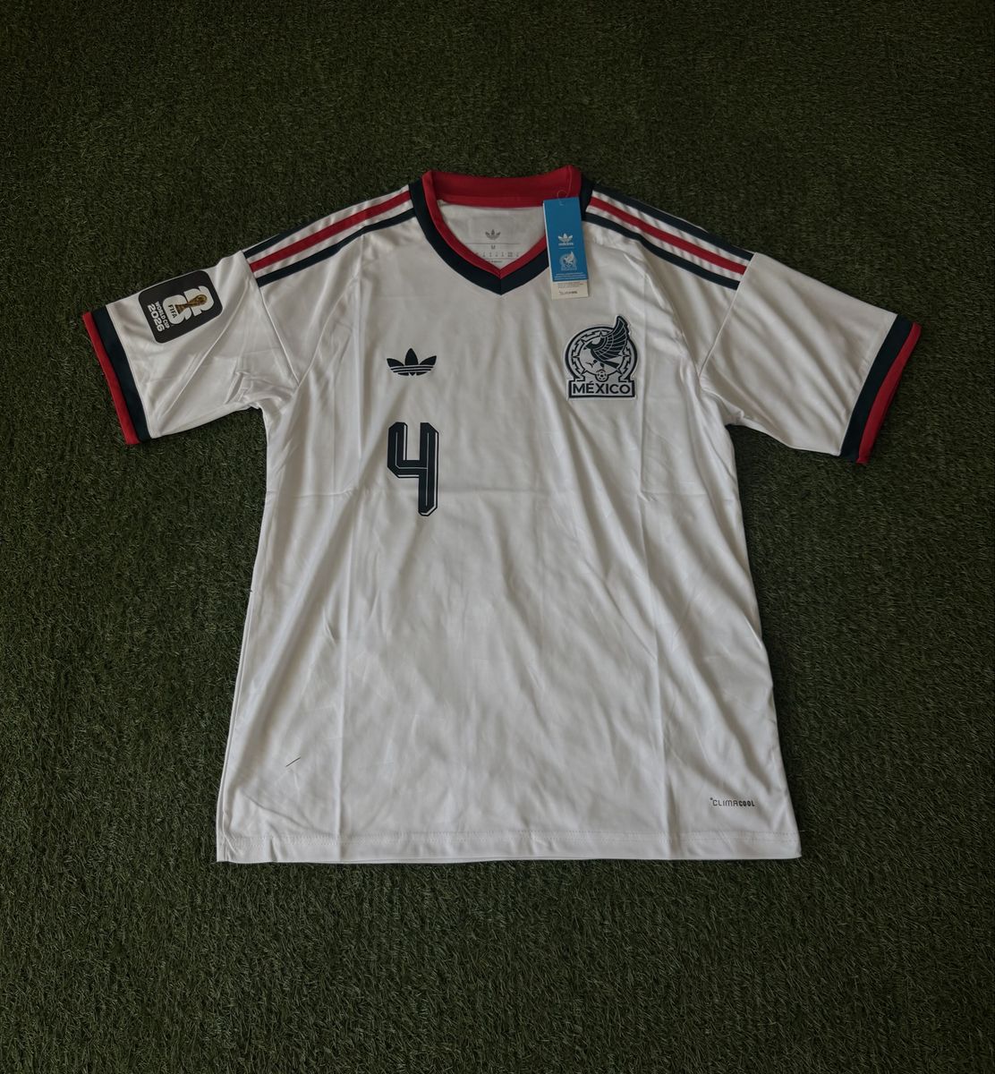 Adidas Mexico E. Alvarez #4 White 25/26 Away  World Cup Soccer Jersey Men's Size M
