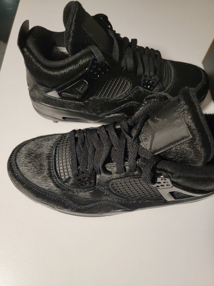 Air Jordan 4 Golf "Black Cat" – Size 9 Brand new, 100% authentic, and highly collectible