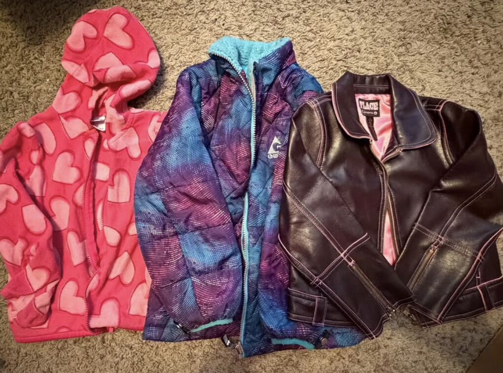 Girls Clothes *Size 5/6*