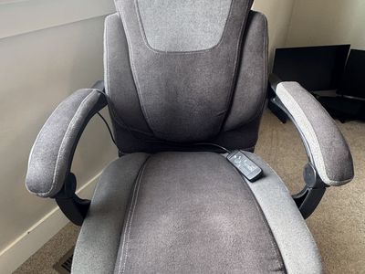 Massaging Office/Gaming Chair