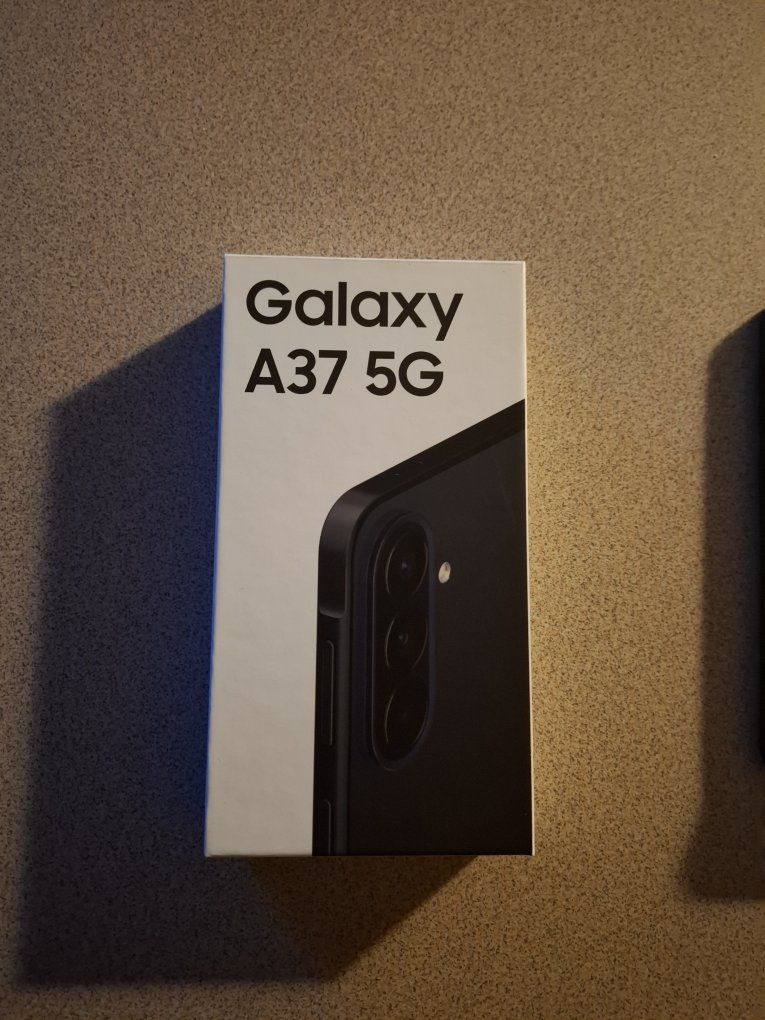 Cricket Samsung A37 5G $120.