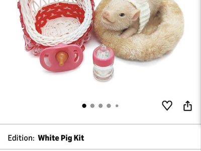 Realistic pig set toy
