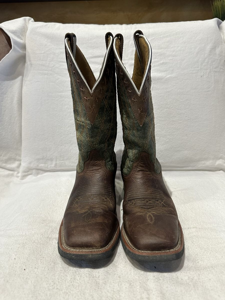 Laredo men’s size 7.5 or women’s 9 brown/green western boots