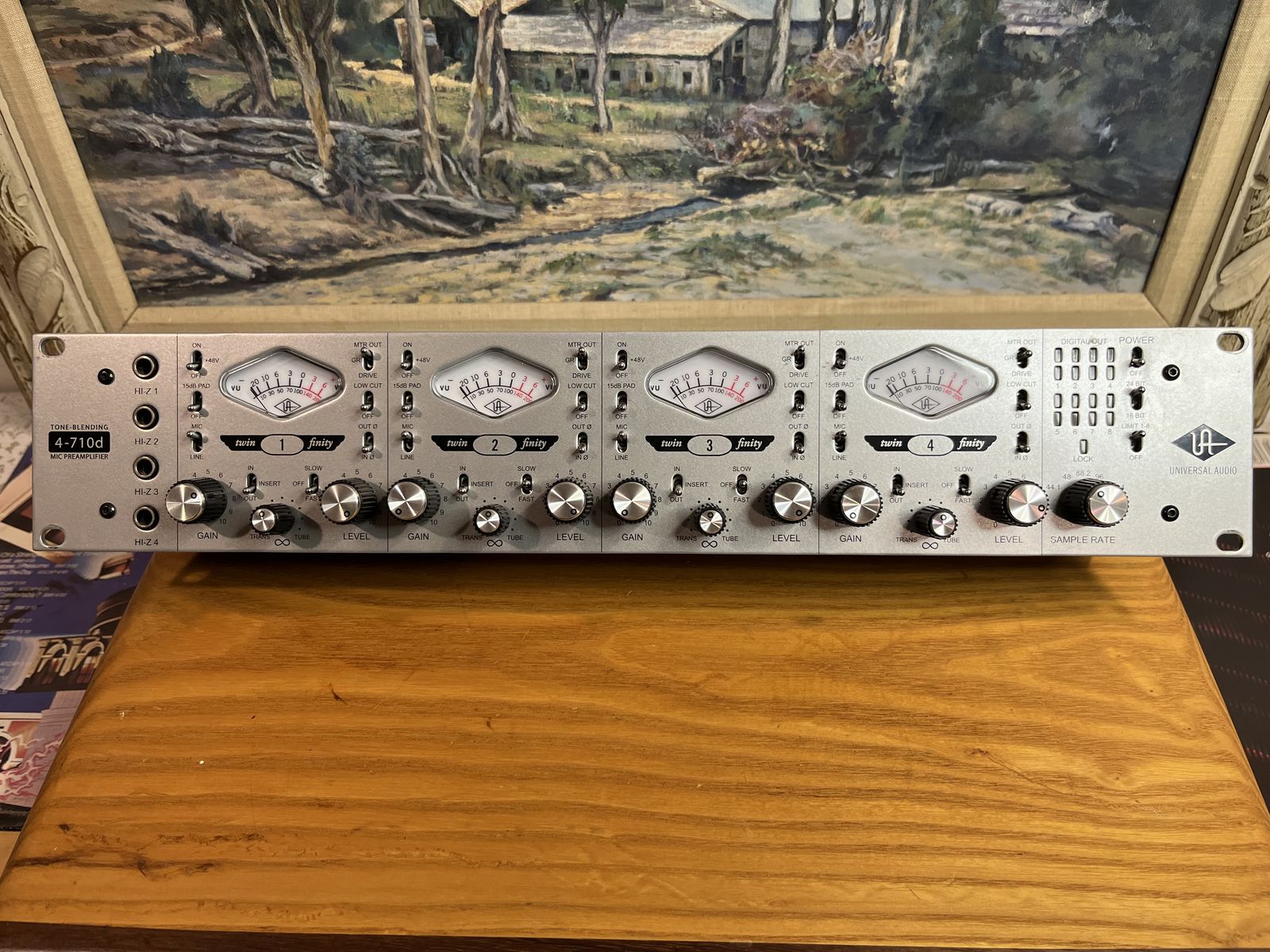 Universal Audio 4-710d Twin-Finity 4-Channel Tone-Blending Tube/Solid-State Mic Preamp/DI