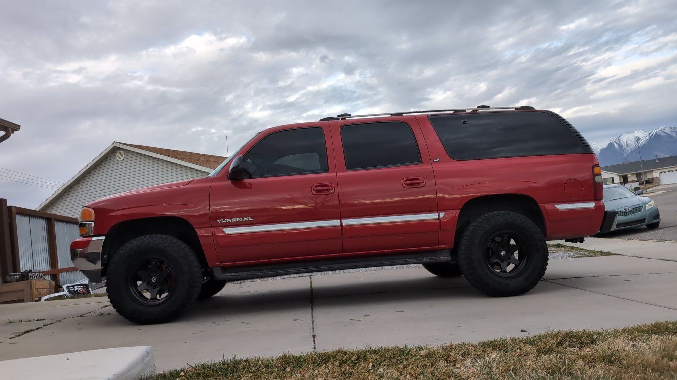 2000 GMC Yukon for TRADE or SALE