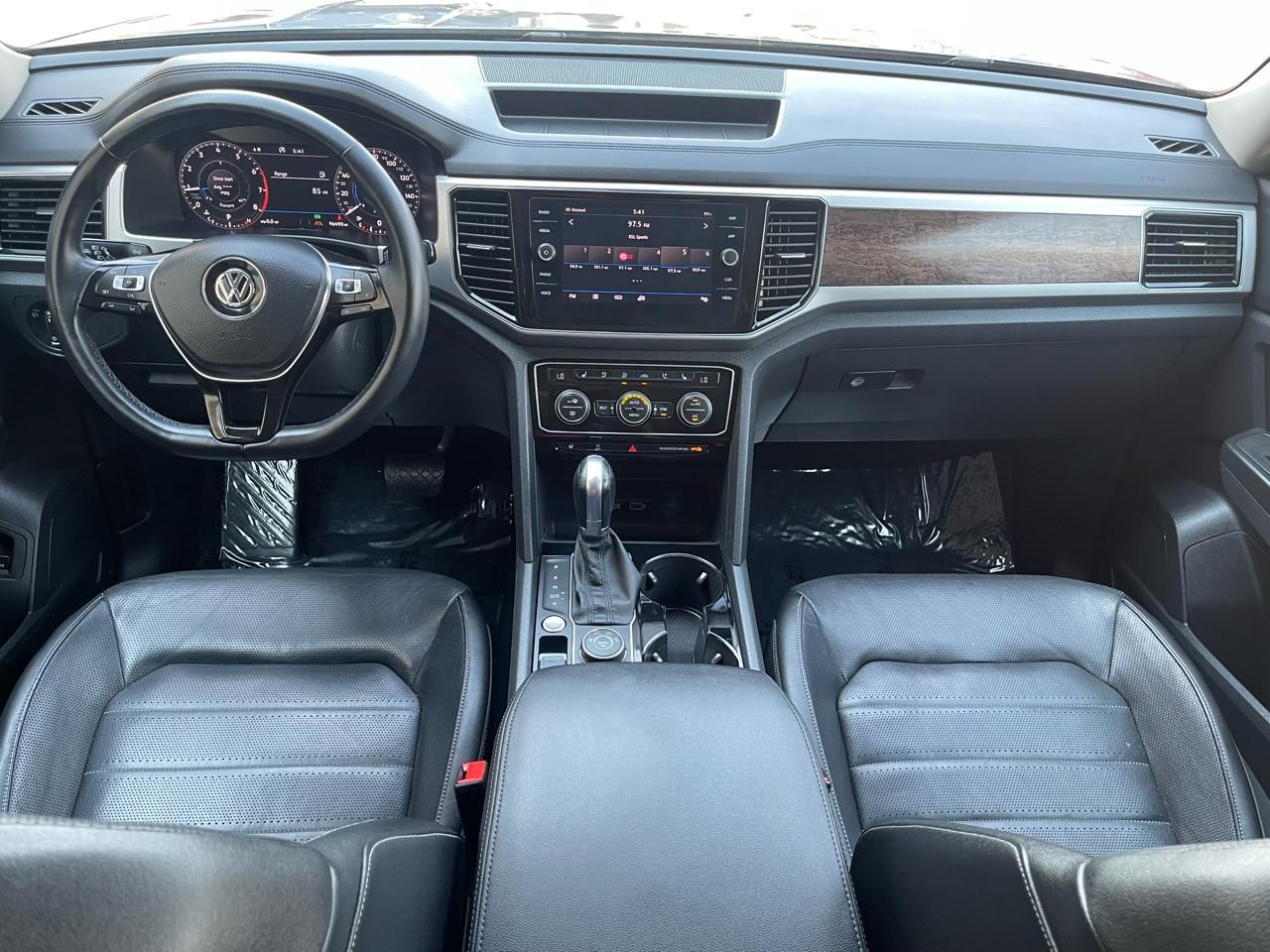Main image 9