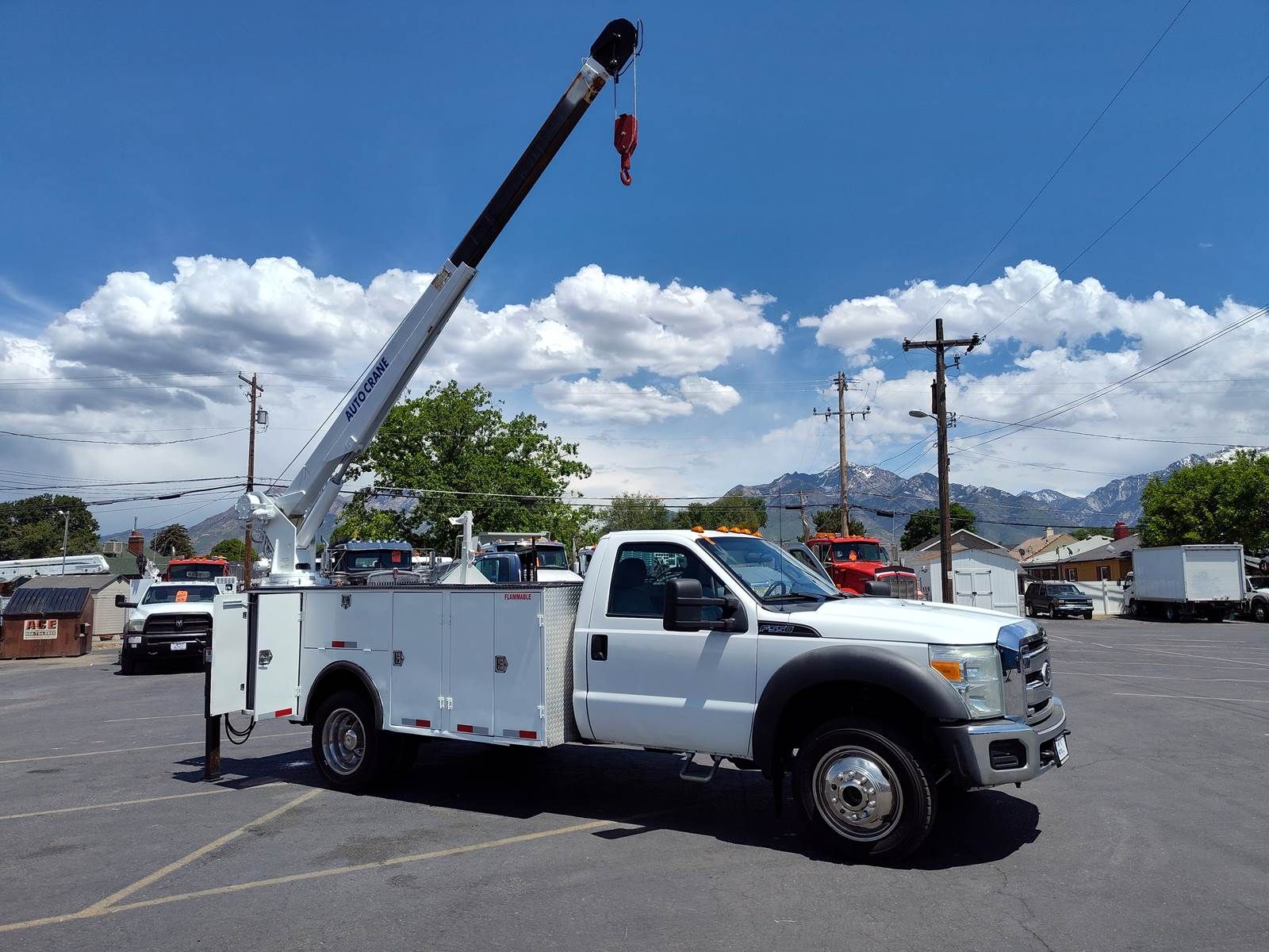 2011 Ford F-550 XLT Mechanic / Service Truck - Auto Crane Mechanic Body