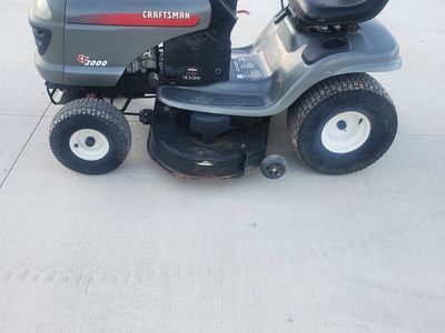 Craftsman LT 2000 mower