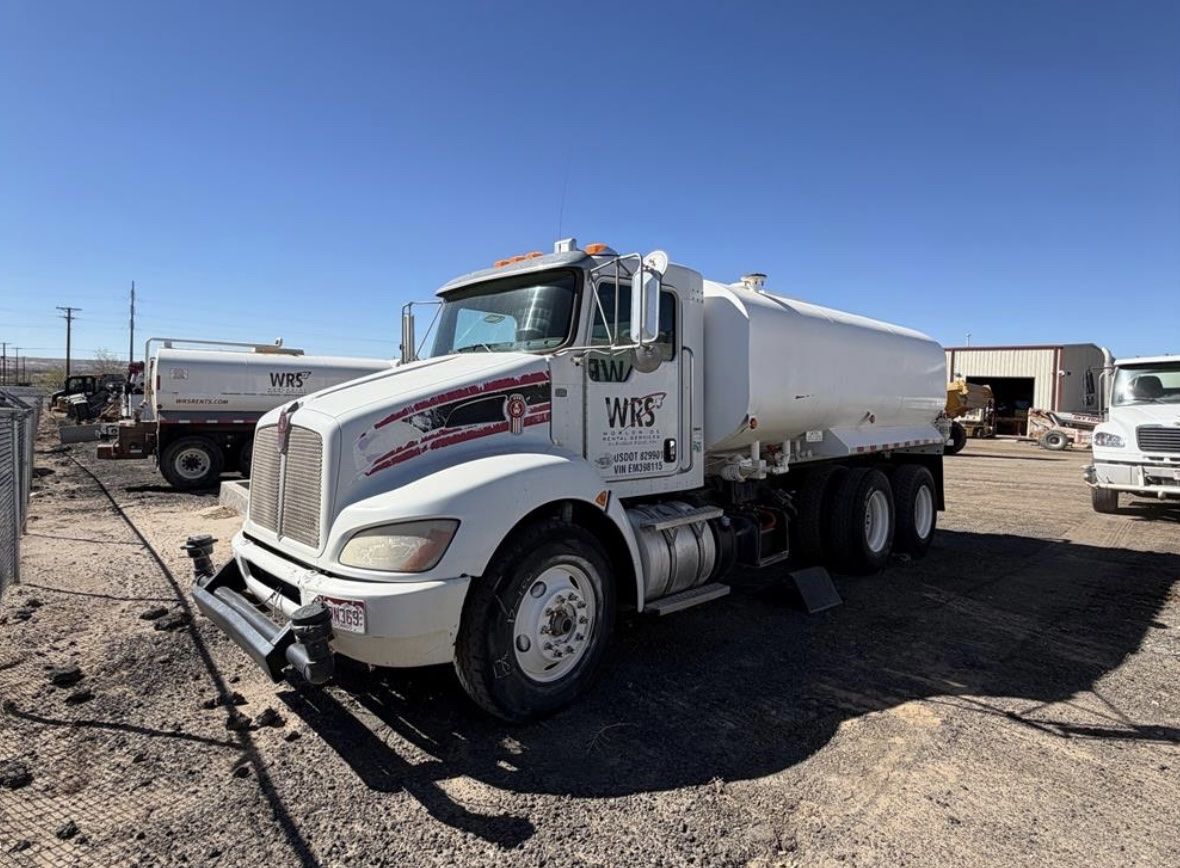 2014 Kenworth T370 4,000 Gallon Water Truck