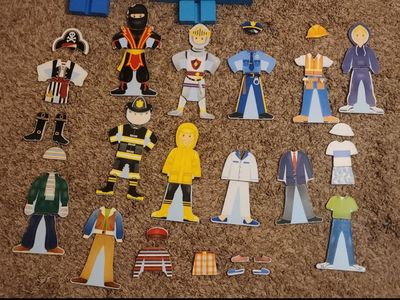 Magnetic pretend play dolls