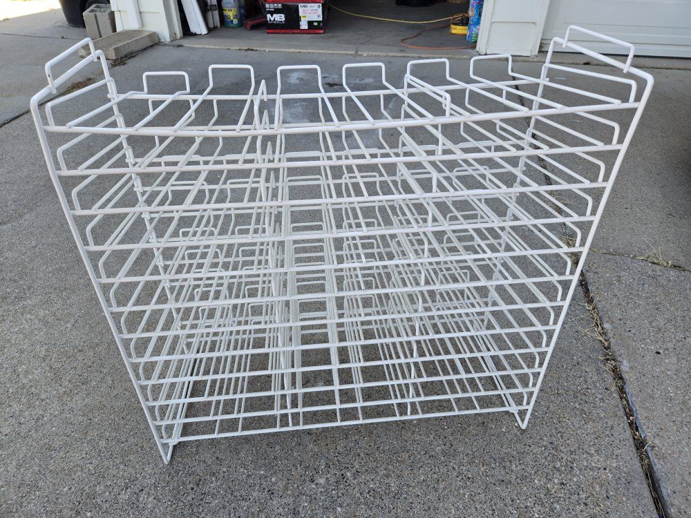 White Metal Wire Retail Display Basket Bin with Dividers - Store Fixture