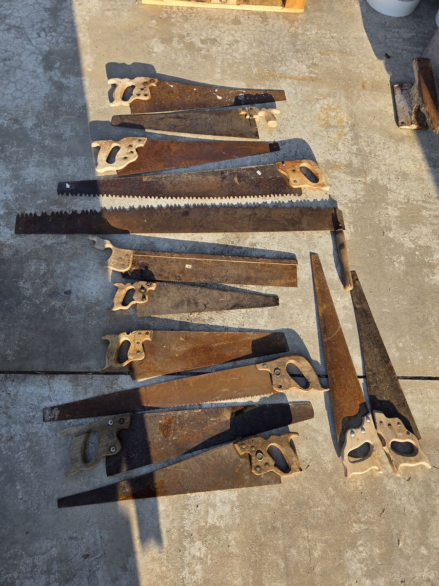 Antique Hand Saws - DISSTON
