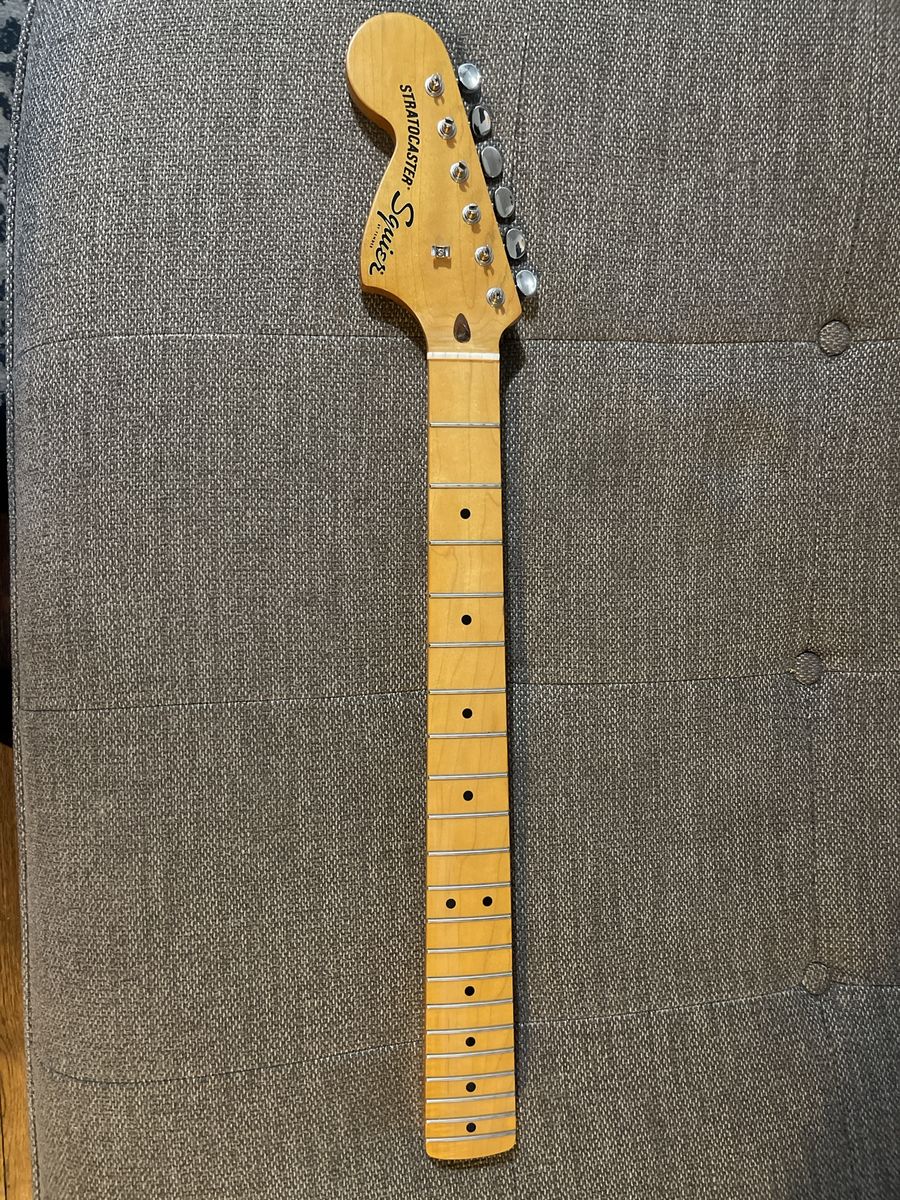 Squier Left handed CV Stratocaster Maple Guitar Neck with Tuners