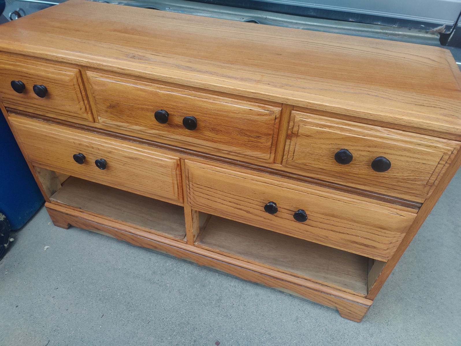 Solid Wood Dresser 5 Drawers