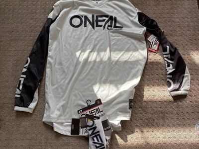 O'Neal Jersey and gloves