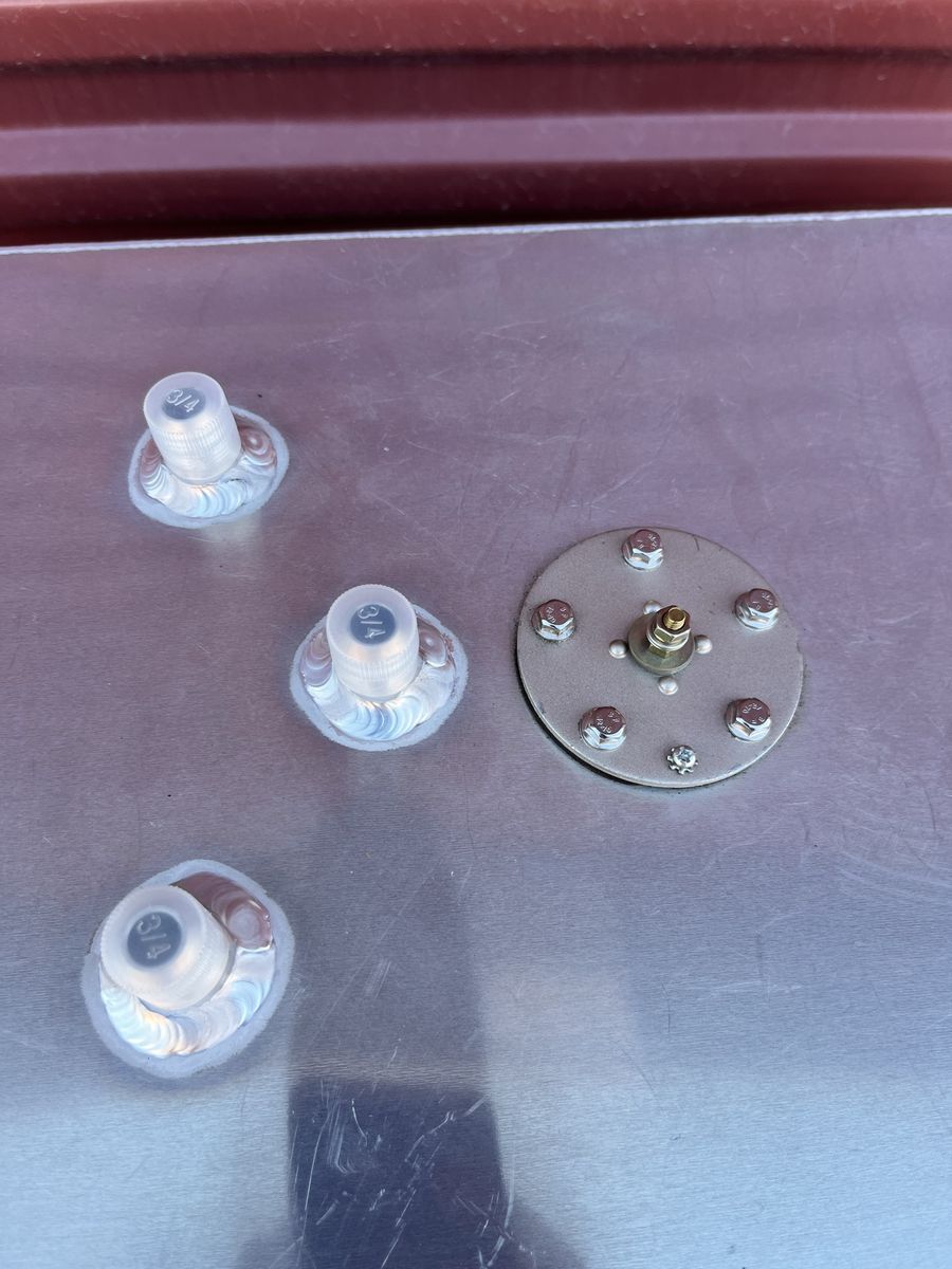 Main image 3
