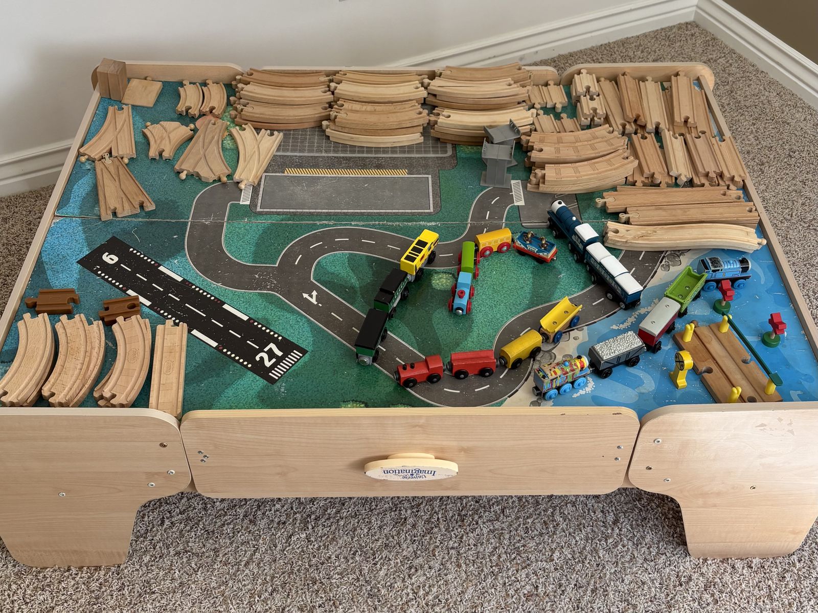 Train Table w/Cars And Tracks