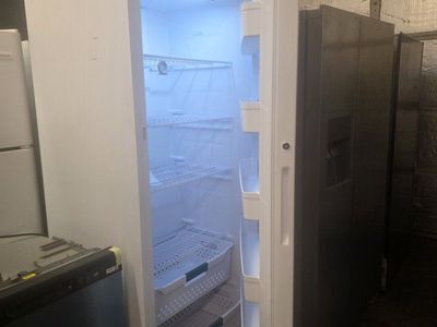 2024 Hisense freezer, frost free