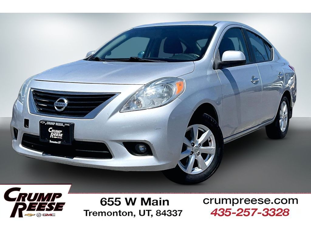 2012 Nissan Versa 1.6 SL